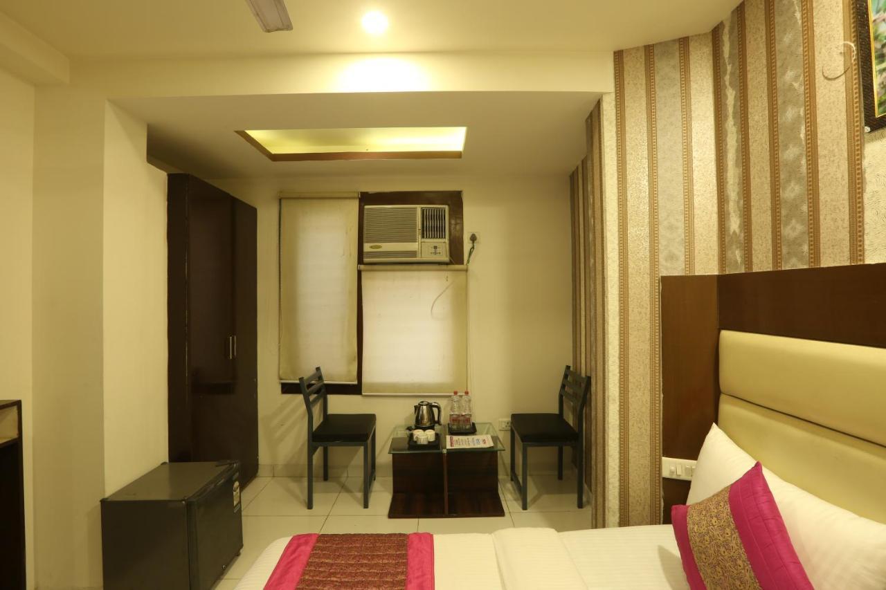 MELFORT BeD&BREAKFAST Neu-Delhi Exterior foto
